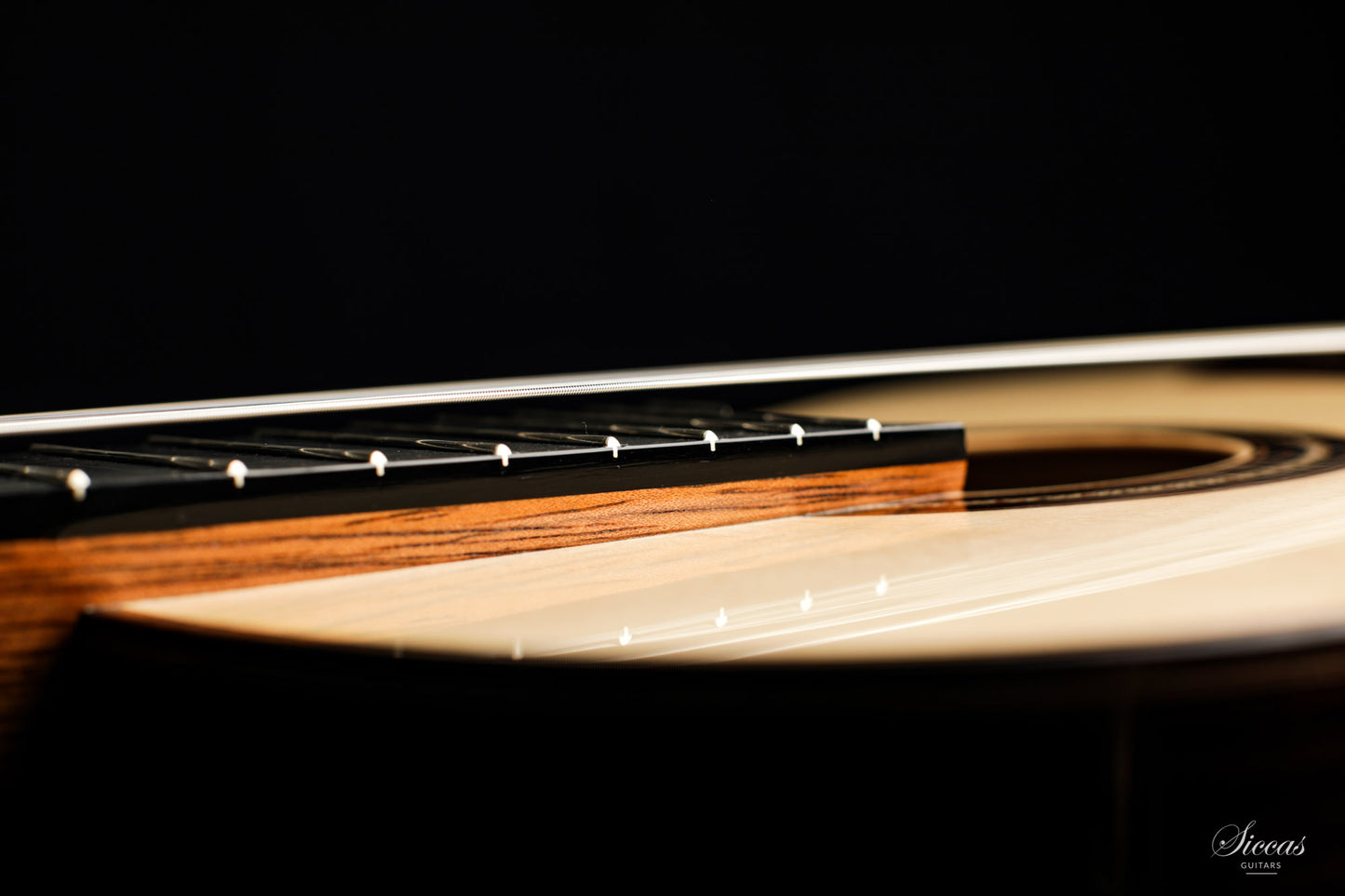 Michael Cadiz - 2020 64cm