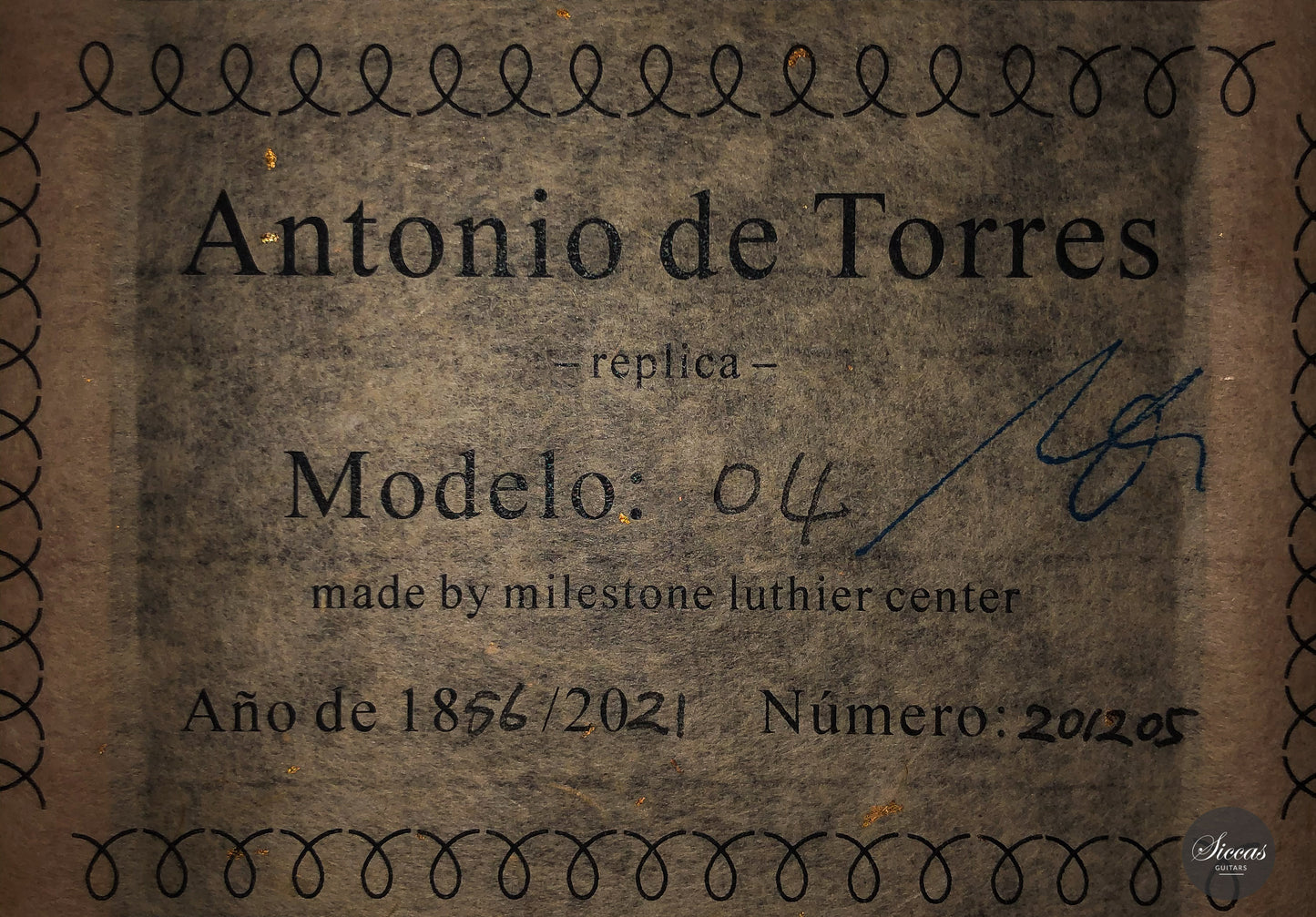 Wolfgang Jellinghaus - "Torres 04 La Leona" Pao Ferro 64,5 cm