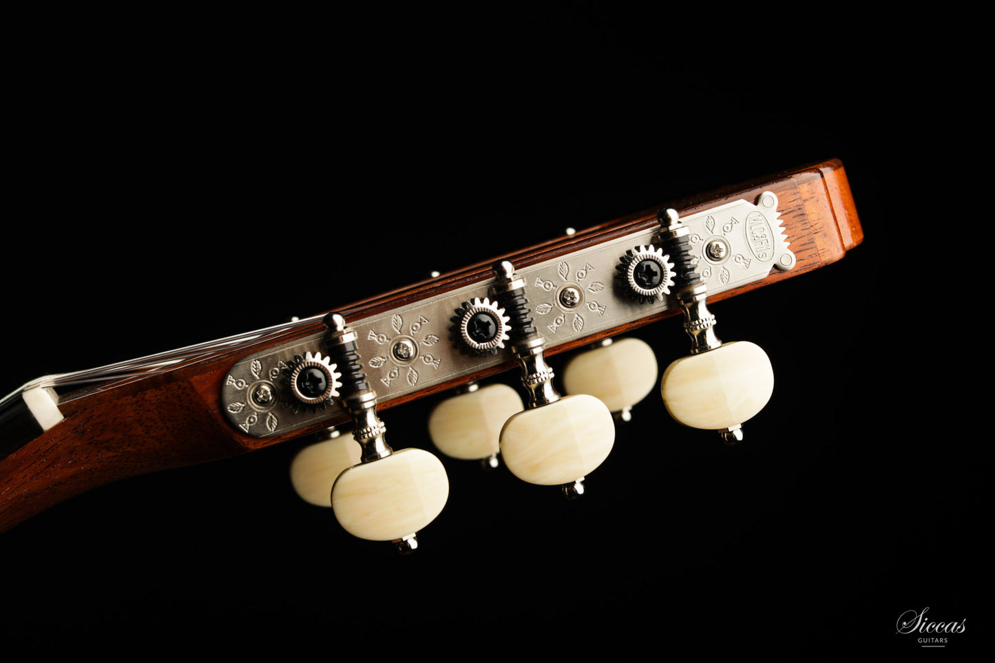 Wolfgang Jellinghaus - Torres 77 Ahorn Antique