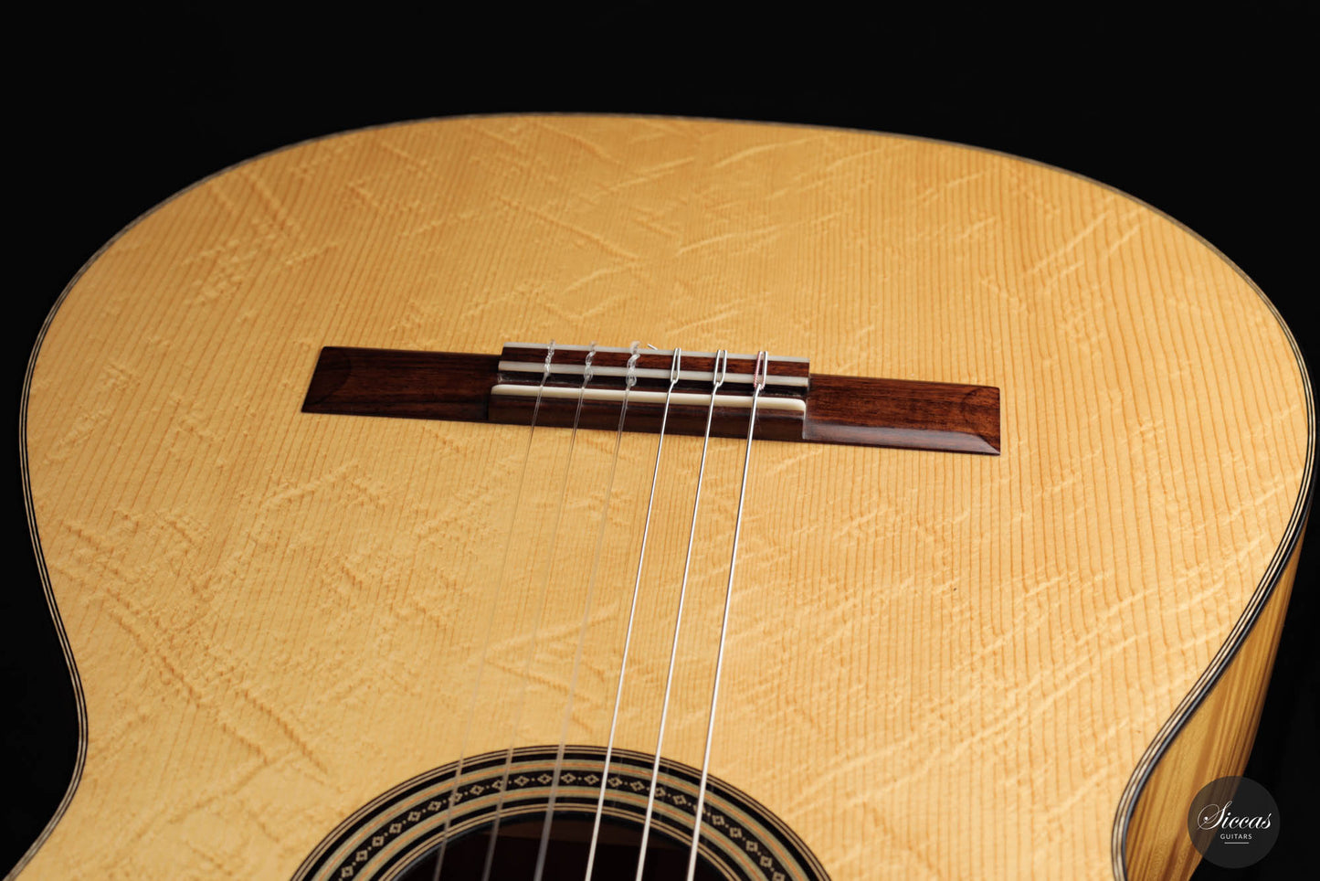 Daryl Perry - 2022 Spruce/Maple No. 247 65 cm