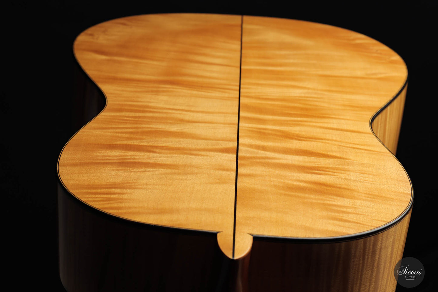 Daryl Perry - 2022 Spruce/Maple No. 247 65 cm