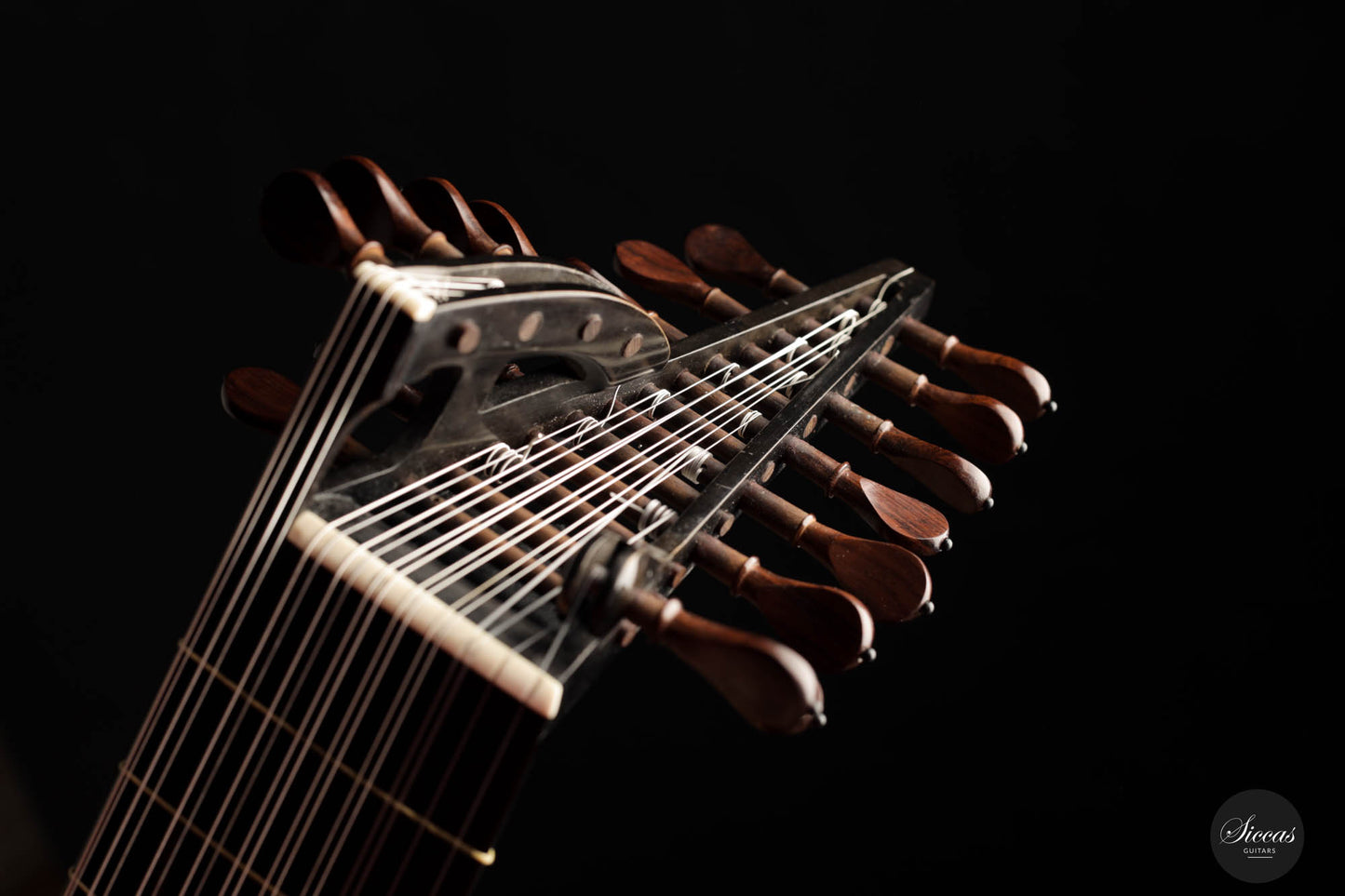 David “José” Rubio – 1973 Lute