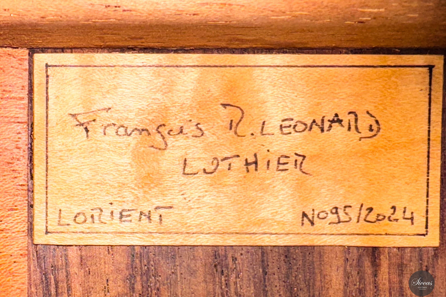 Francois Regis Leonard - 2024 No. 95 Cedar / Indian Rosewood Lattice 64 cm