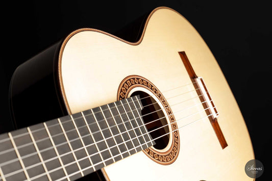 Friederike Linscheid - 2022 Spruce No. 55 64 cm img-2