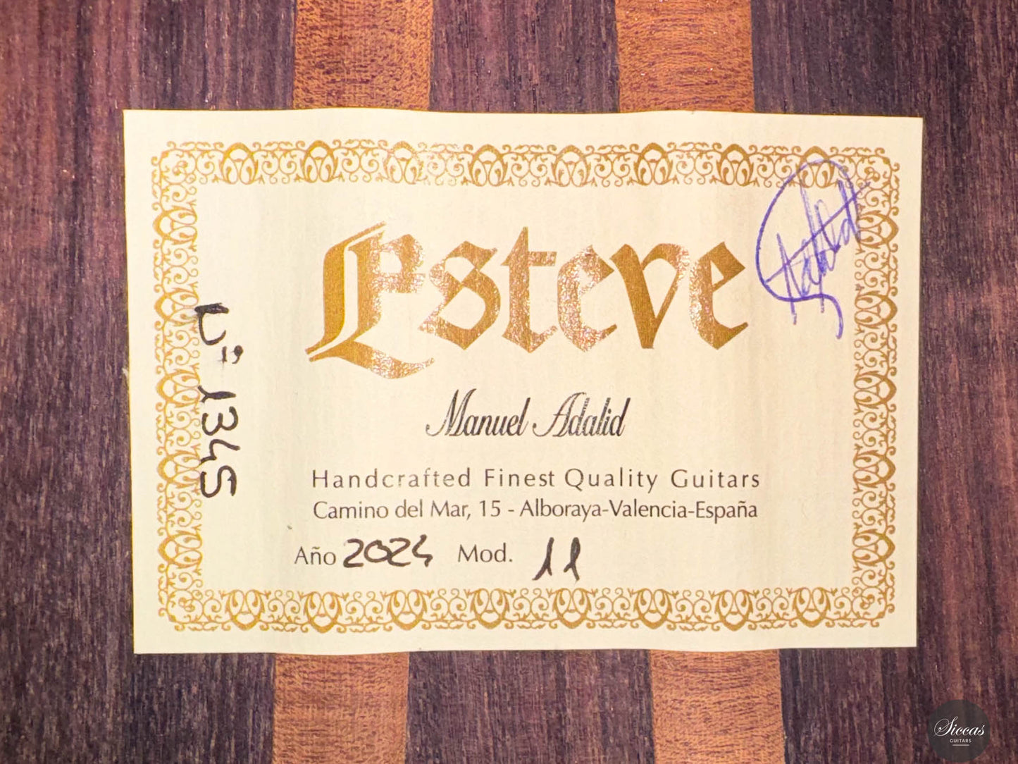 Manuel Adalid - 2024 - Esteve 11 Cedar