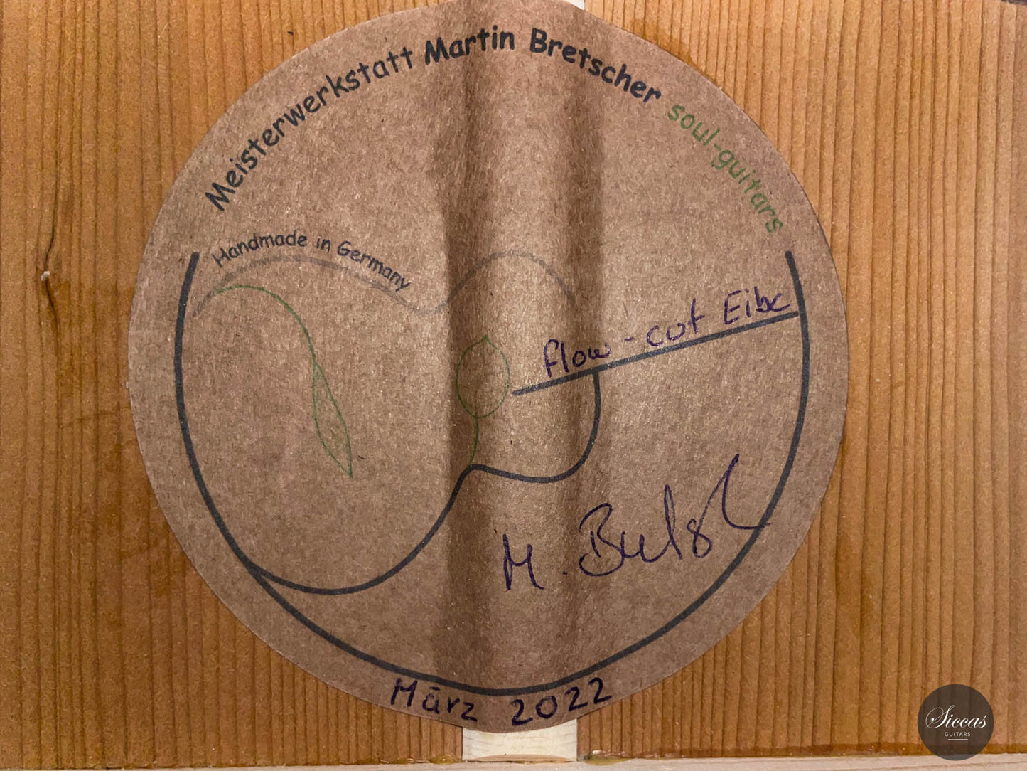 Martin Bretscher – 2022 Flow Cut Eibe