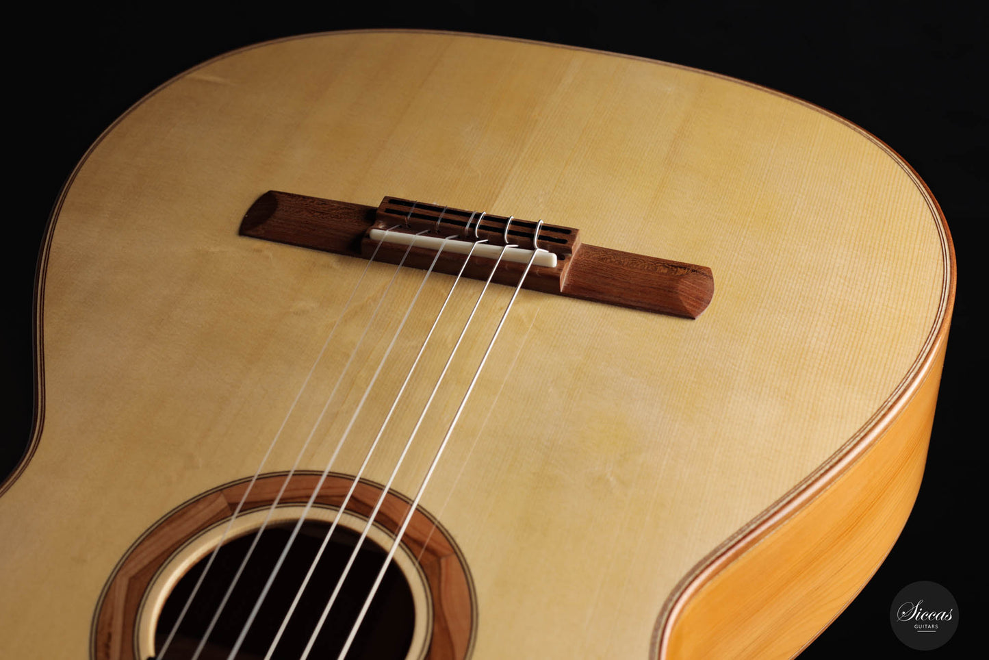 Martin Bretscher – 2022 Flow Cut Eibe