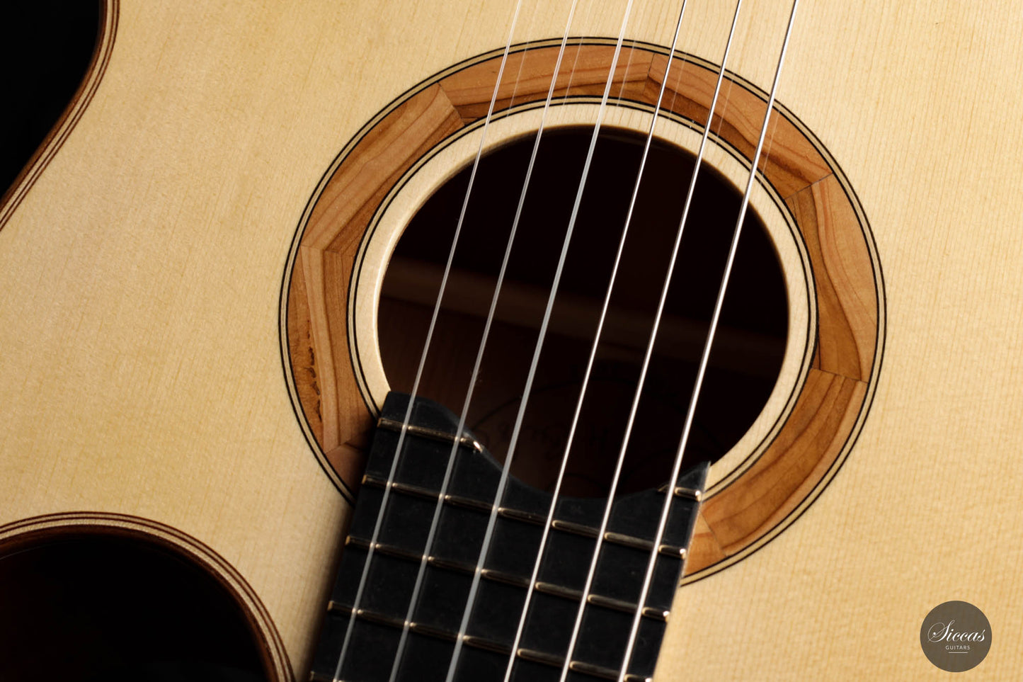 Martin Bretscher – 2022 Flow Cut Eibe