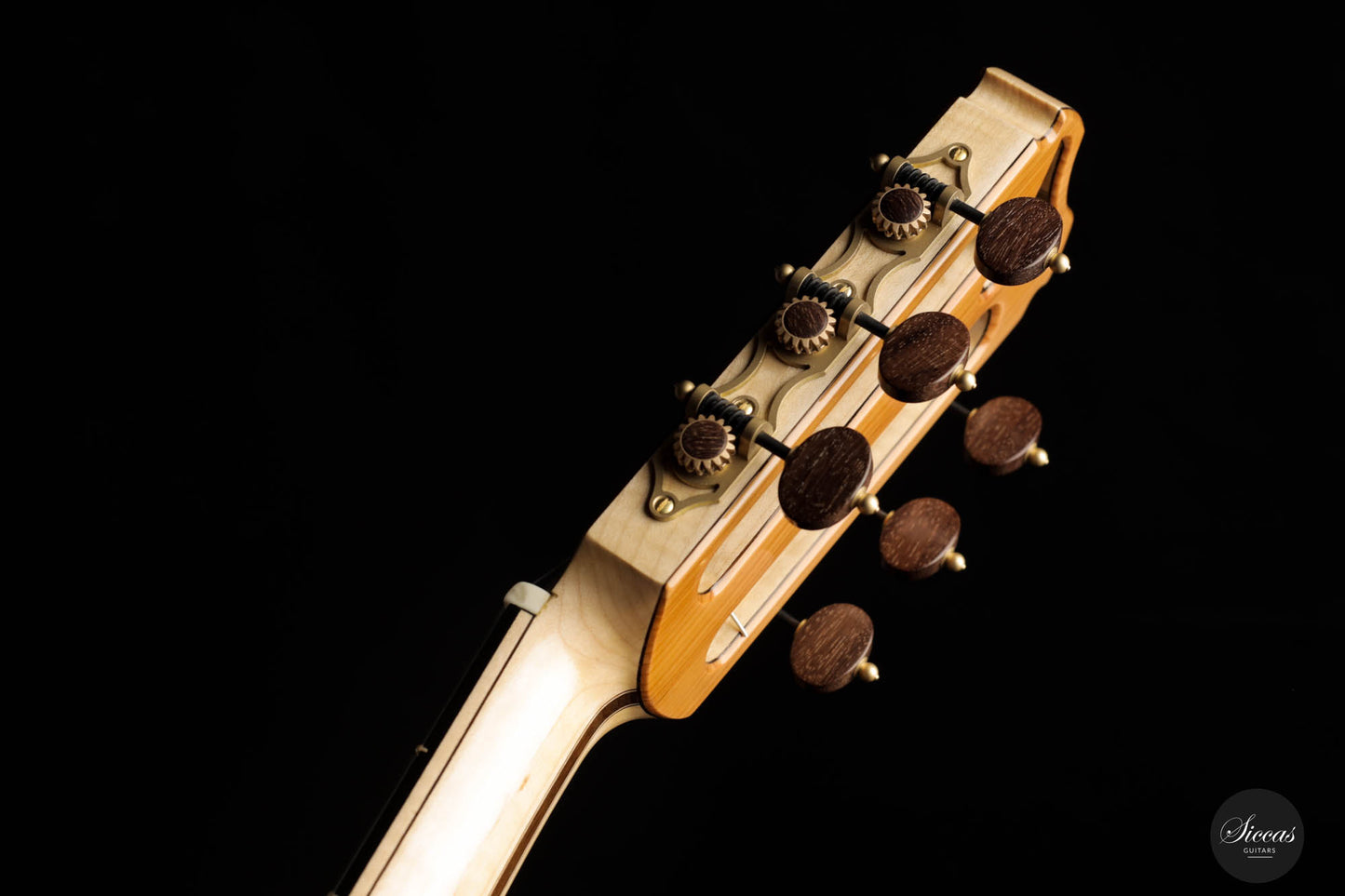 Martin Bretscher – 2022 Flow Cut Eibe