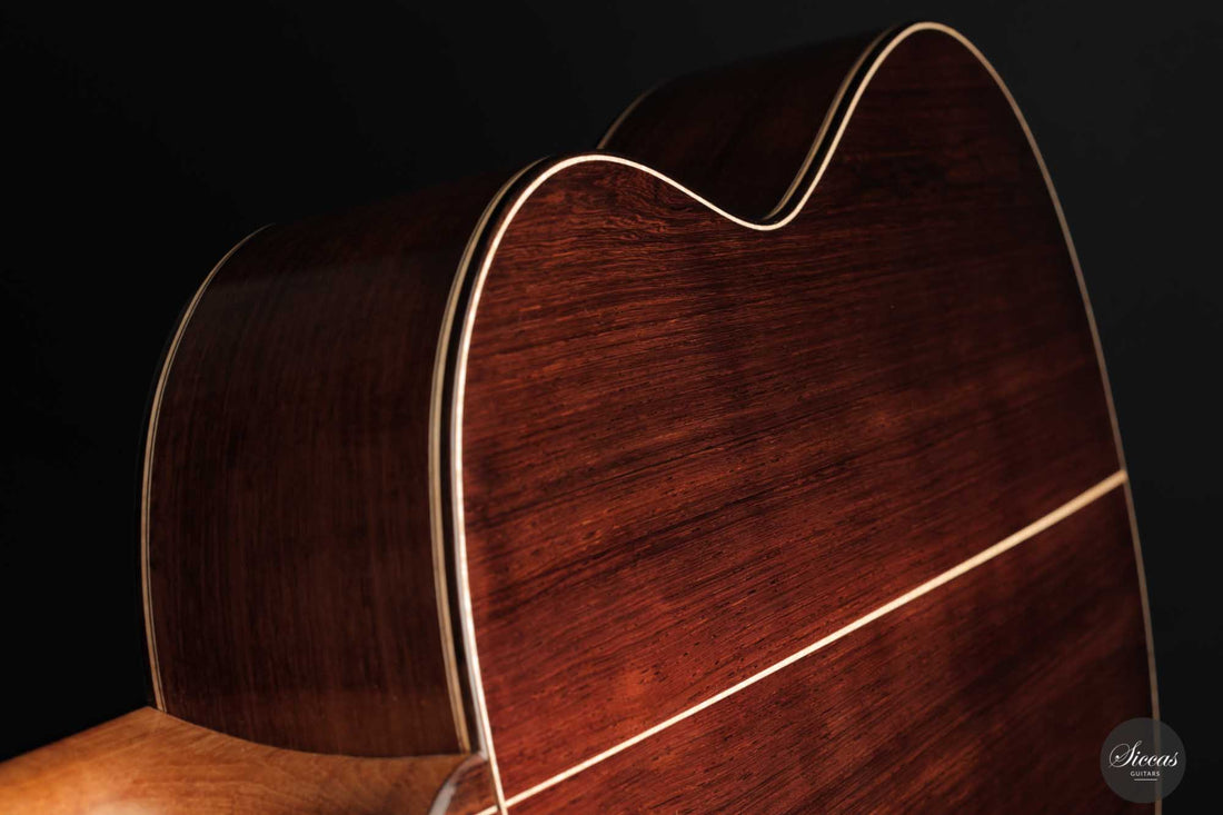 Mijail Kharash - 2022 63 cm