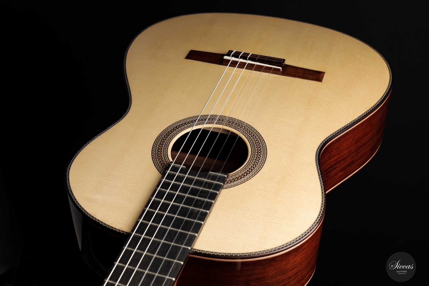 Mijail Kharash - 2022 Left hand