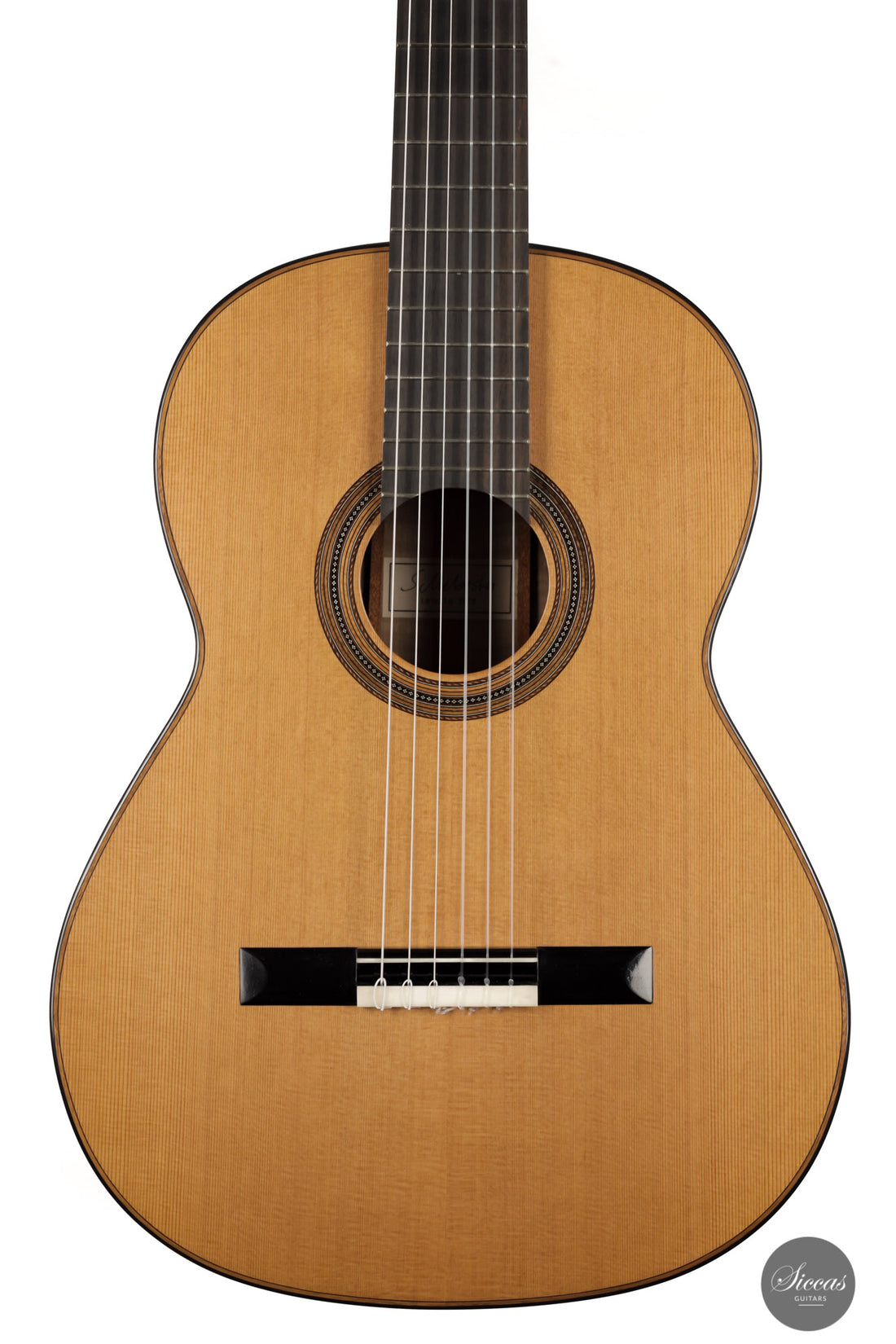 Nils Schebesta - 2021 Zeder/Walnuss