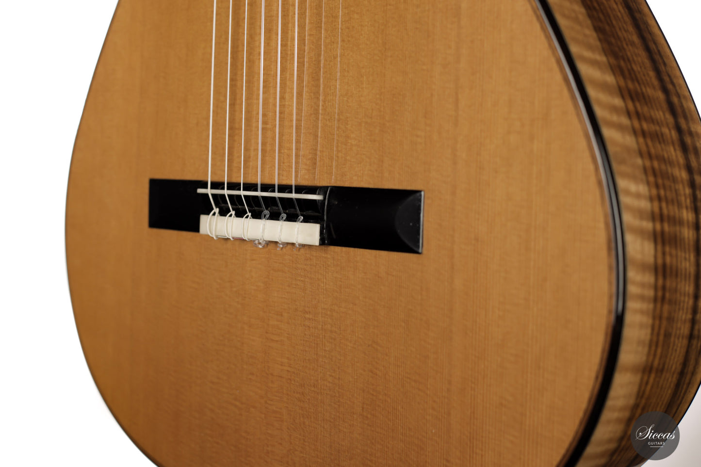 Nils Schebesta - 2021 Zeder/Walnuss