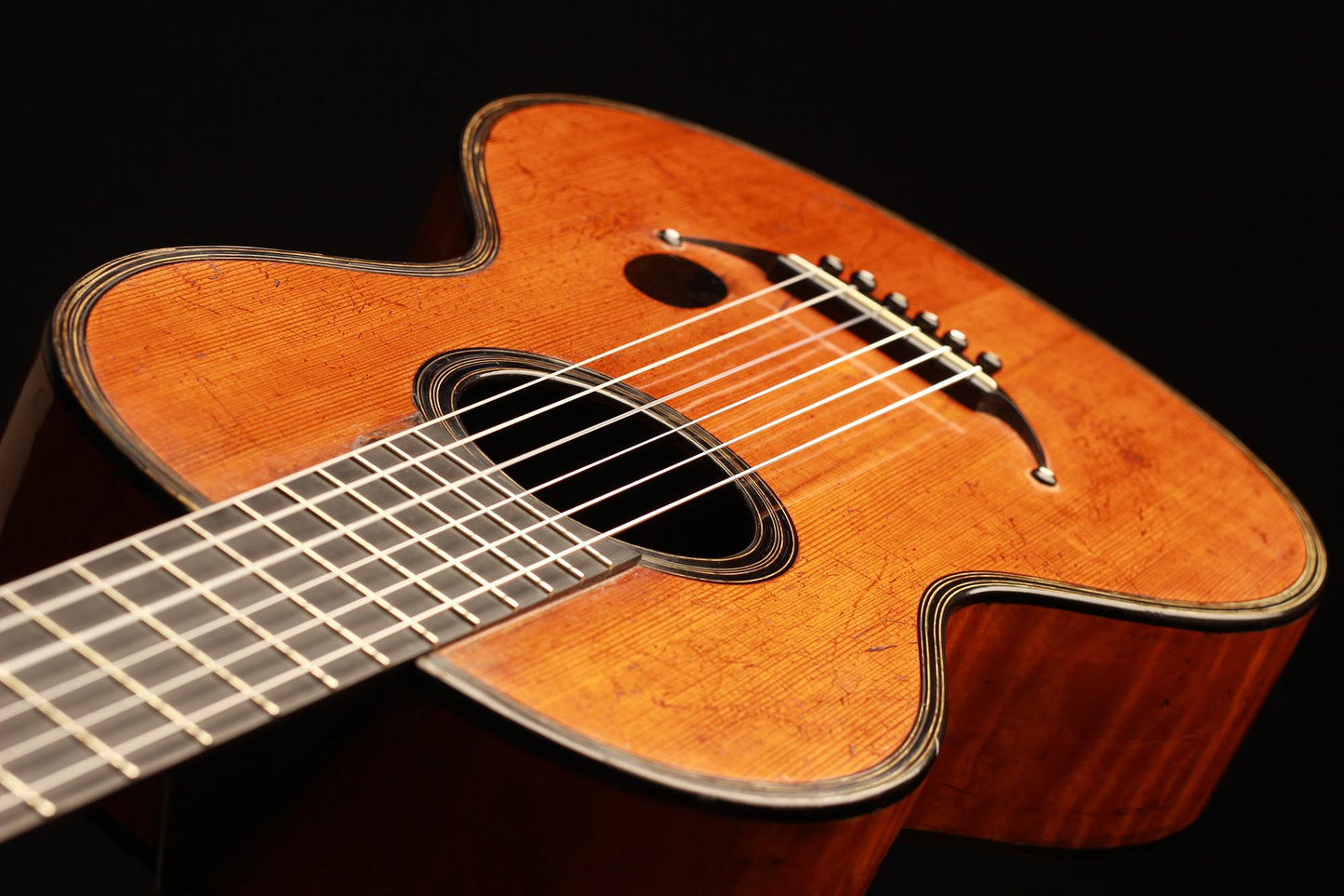 Französische romantische Gitarre - ca. 1820-30