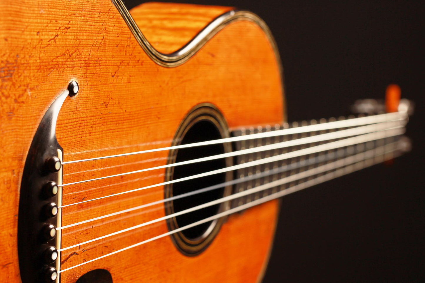 Französische romantische Gitarre - ca. 1820-30