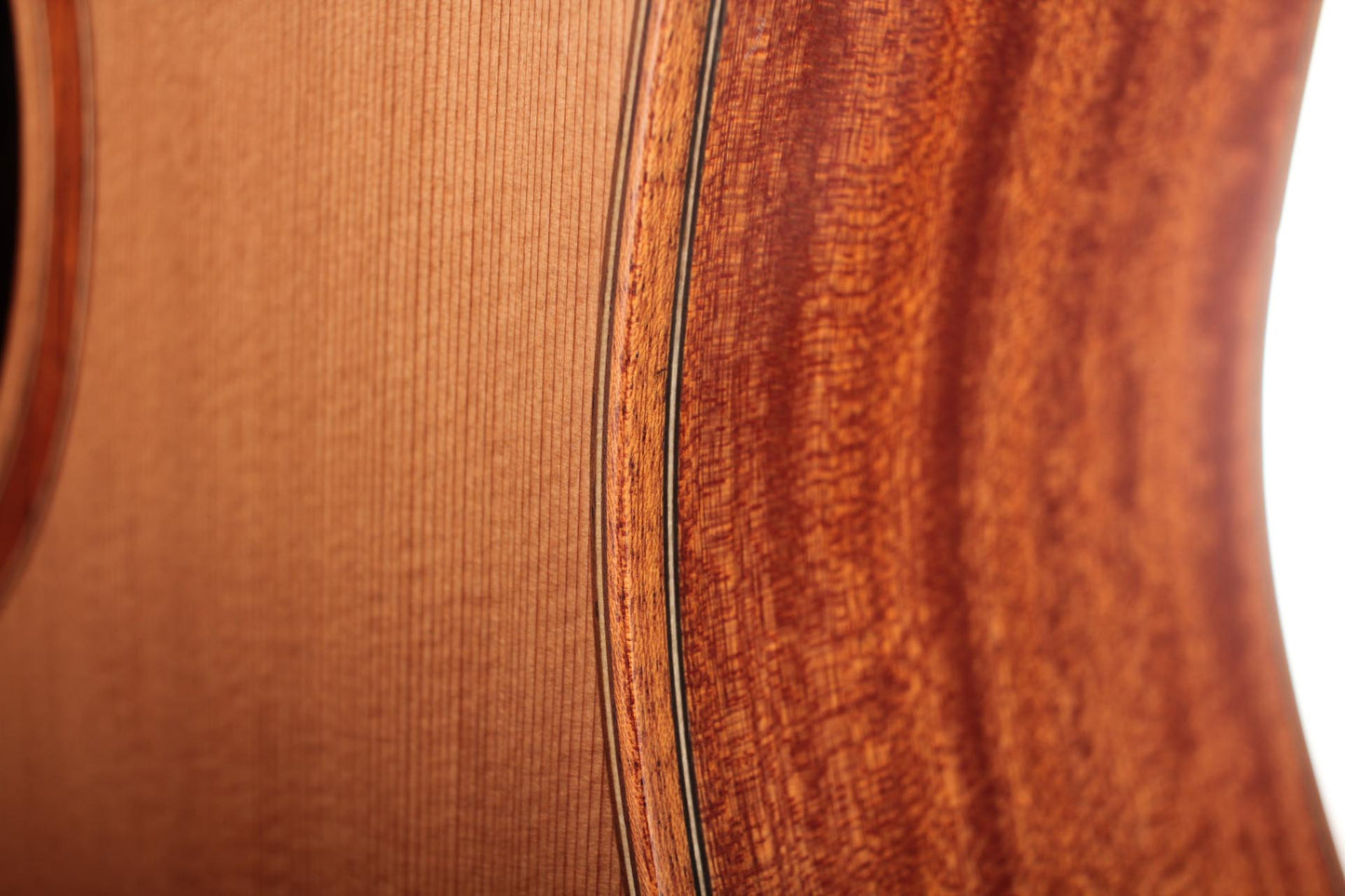 Duke - D-MC Cut Satin