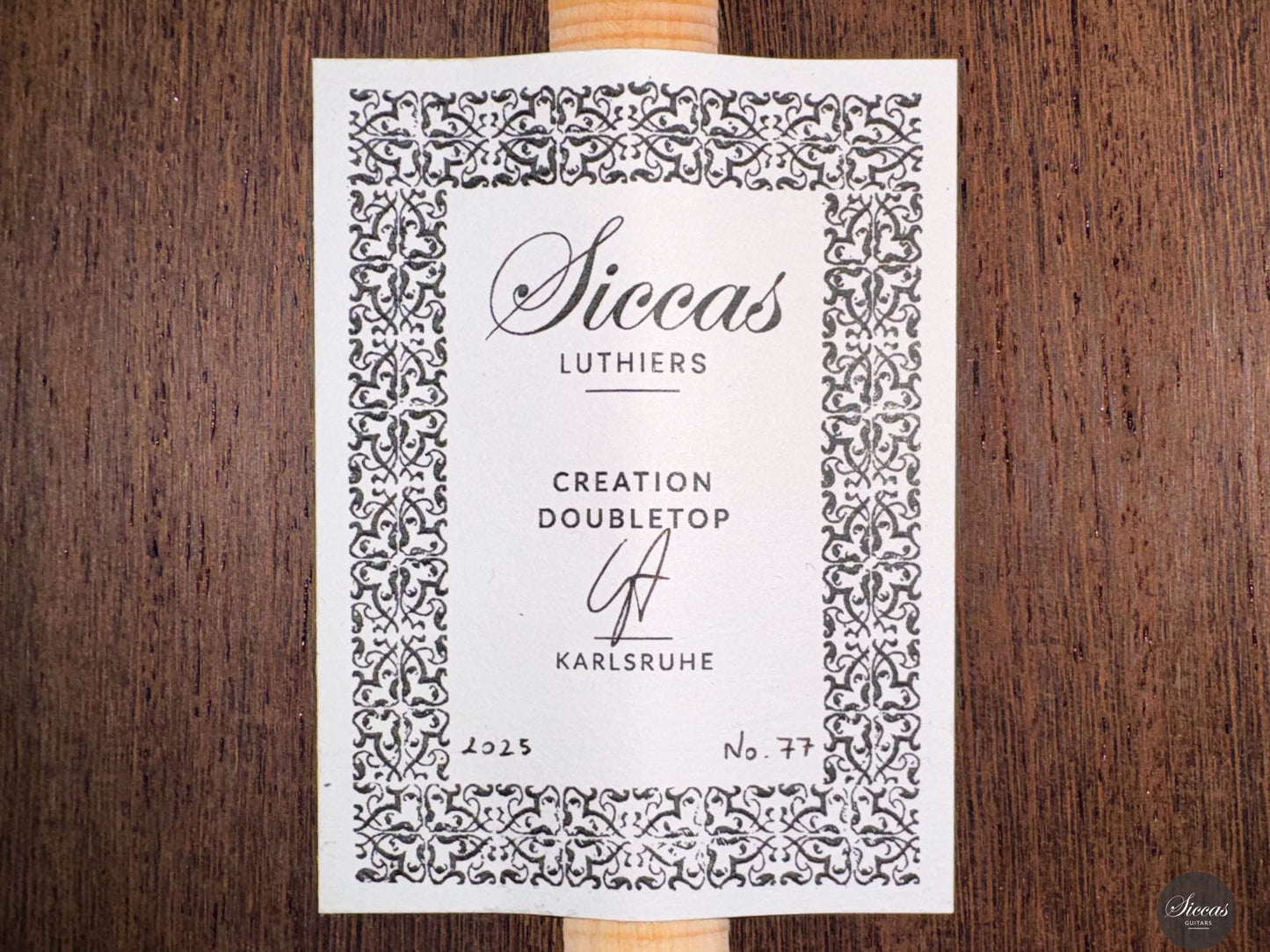 Siccas Luthiers - Creation Doubletop Spruce