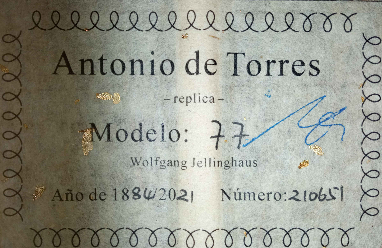 Wolfgang Jellinghaus - "Torres 77" Fichte / Pao Ferro Antik