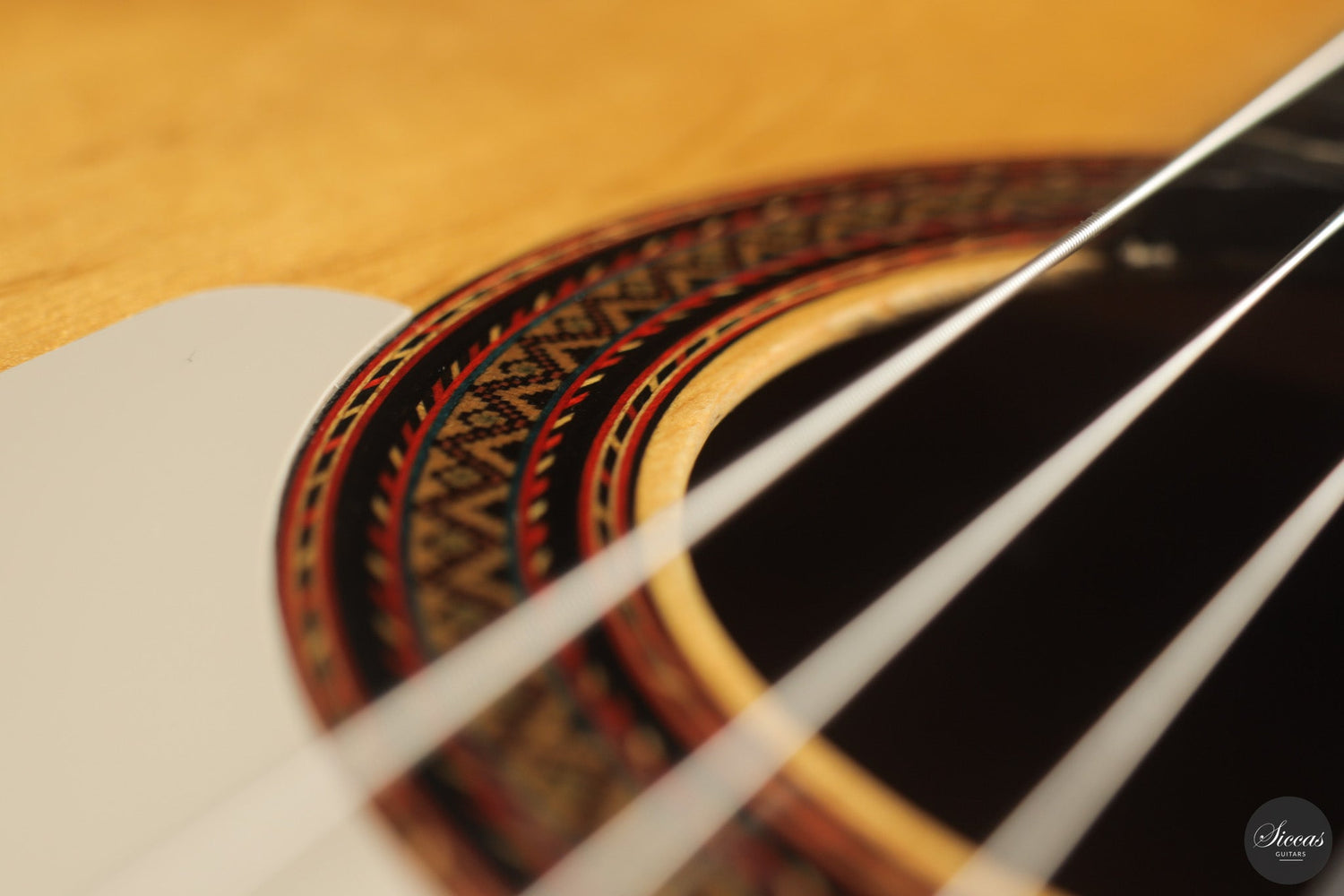 Best Classical Guitar Strings: How to Choose (Tension & Material)