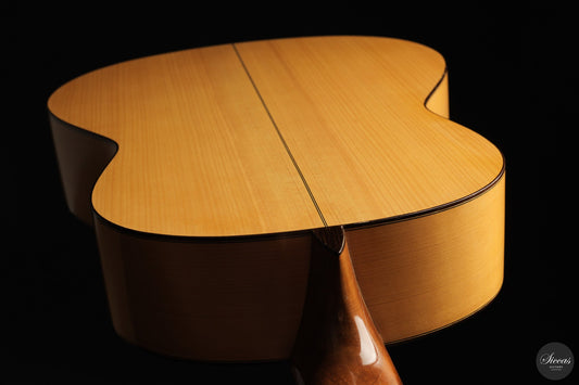 George Harrison's Classical Guitar — The Ramírez Behind "And I Love Her"