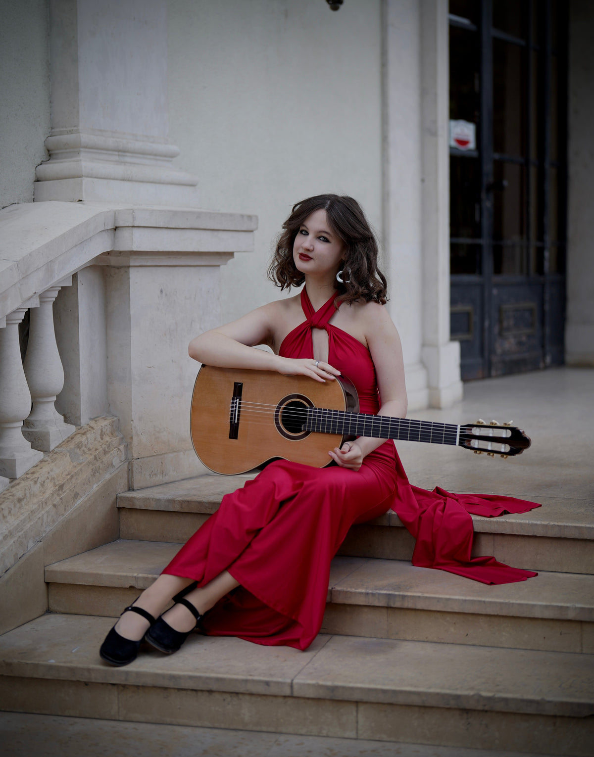 Portrait of classical guitarist Vasilina Shashkova