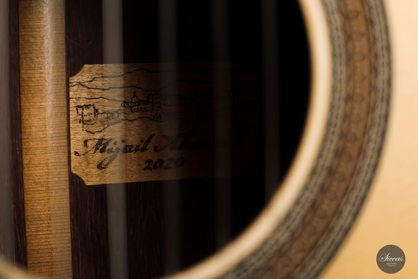 Mijail Kharash - 2020 64cm