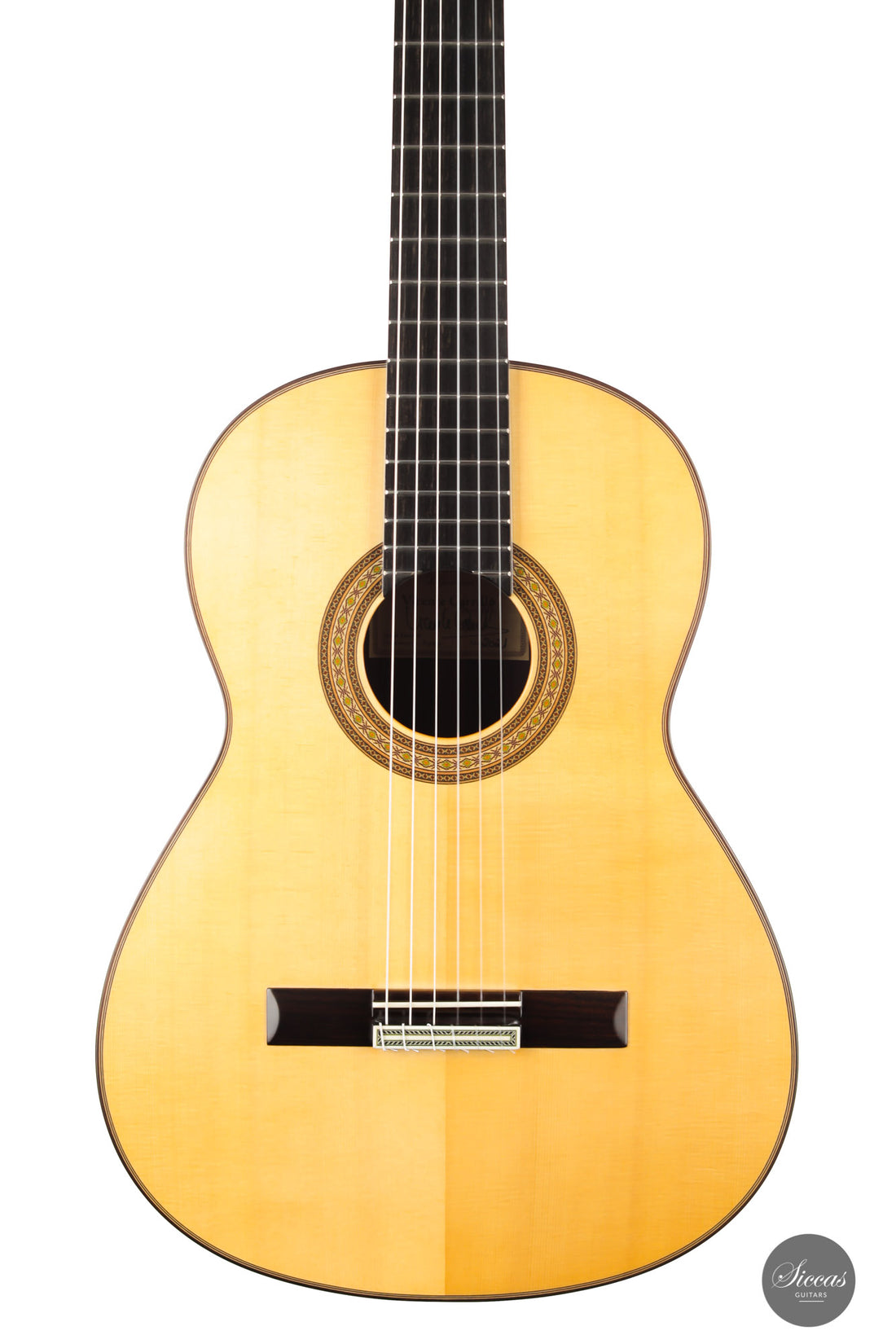 Vicente Carrillo - India Estudio 64 cm