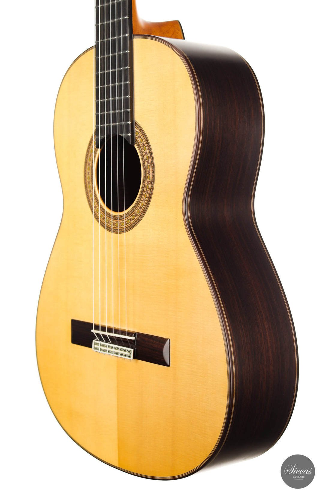 Vicente Carrillo - India Estudio 64 cm