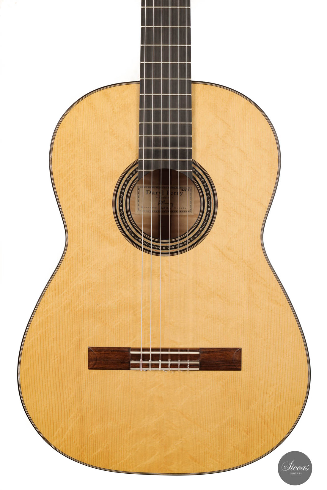 Daryl Perry - 2022 Spruce/Maple No. 247 65 cm