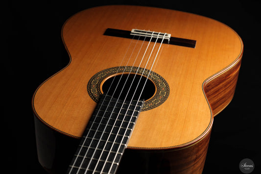 Esteve -  Model 12 Cedar