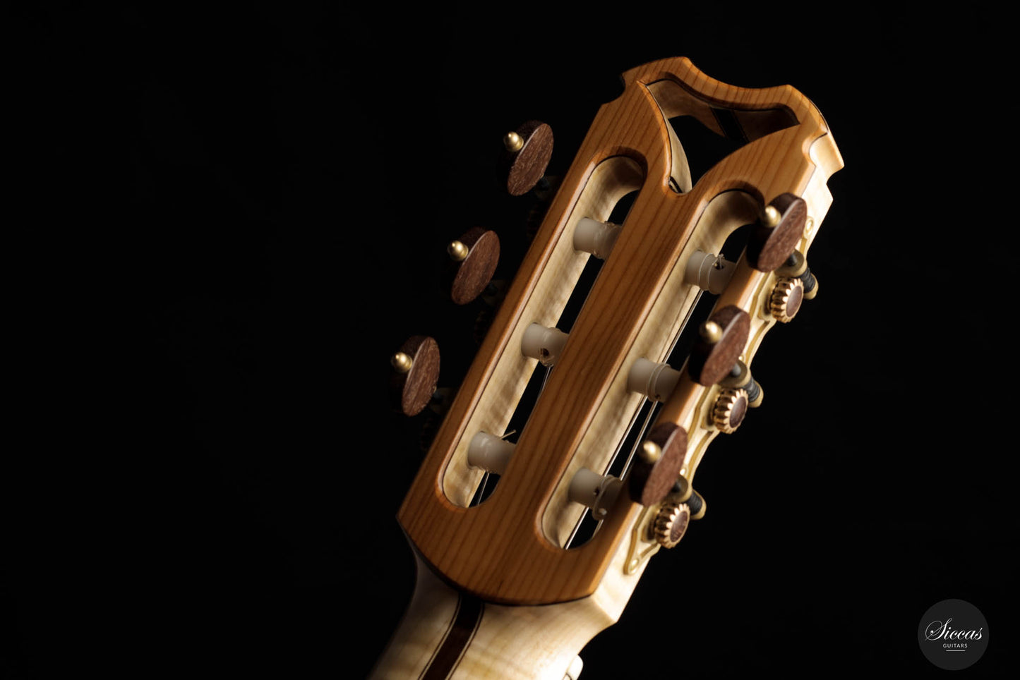 Martin Bretscher – 2022 Flow Cut Eibe