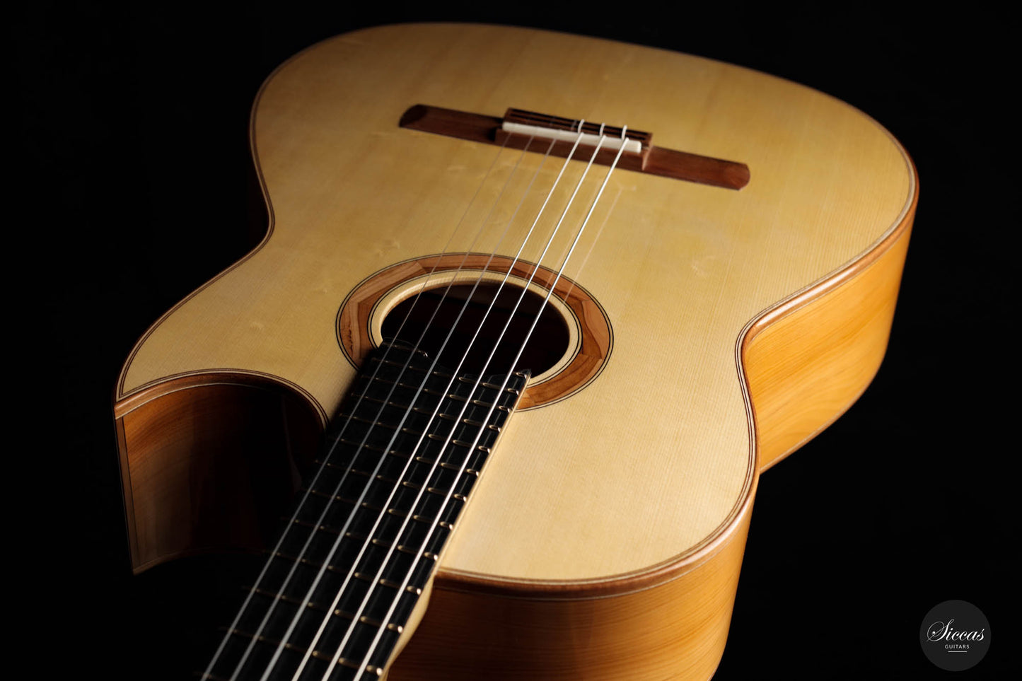 Martin Bretscher – 2022 Flow Cut Eibe