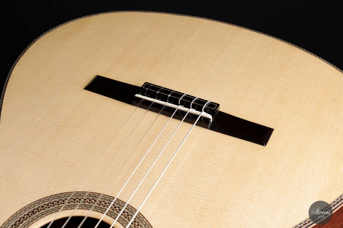 Mijail Kharash - 2022 63 cm