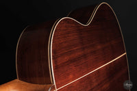 Mijail Kharash - 2022 63 cm