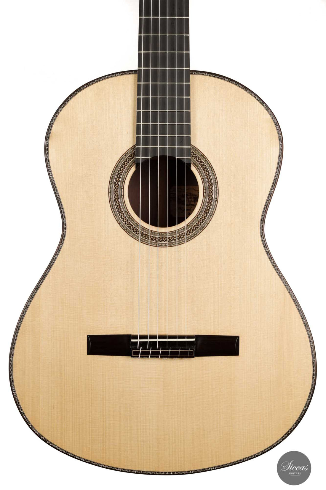 Mijail Kharash - 2022 63 cm