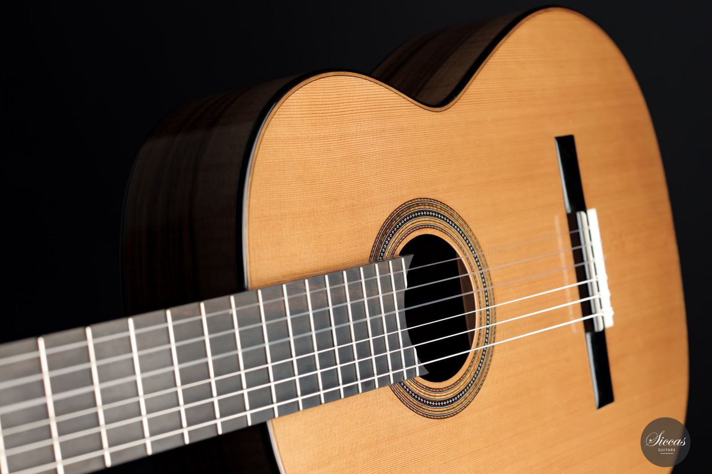 Nils Schebesta - 2021 Zeder/Walnuss