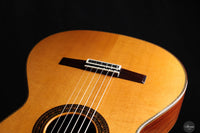 Vicente Carrillo – Gabriela II Cedar/Madagascar 63 cm