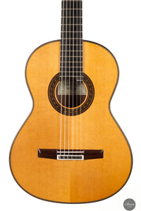 Vicente Carrillo – Gabriela II Cedar/Madagascar 63 cm