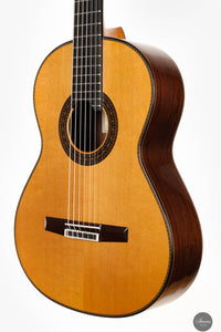 Vicente Carrillo – Gabriela II Cedar/Madagascar 63 cm
