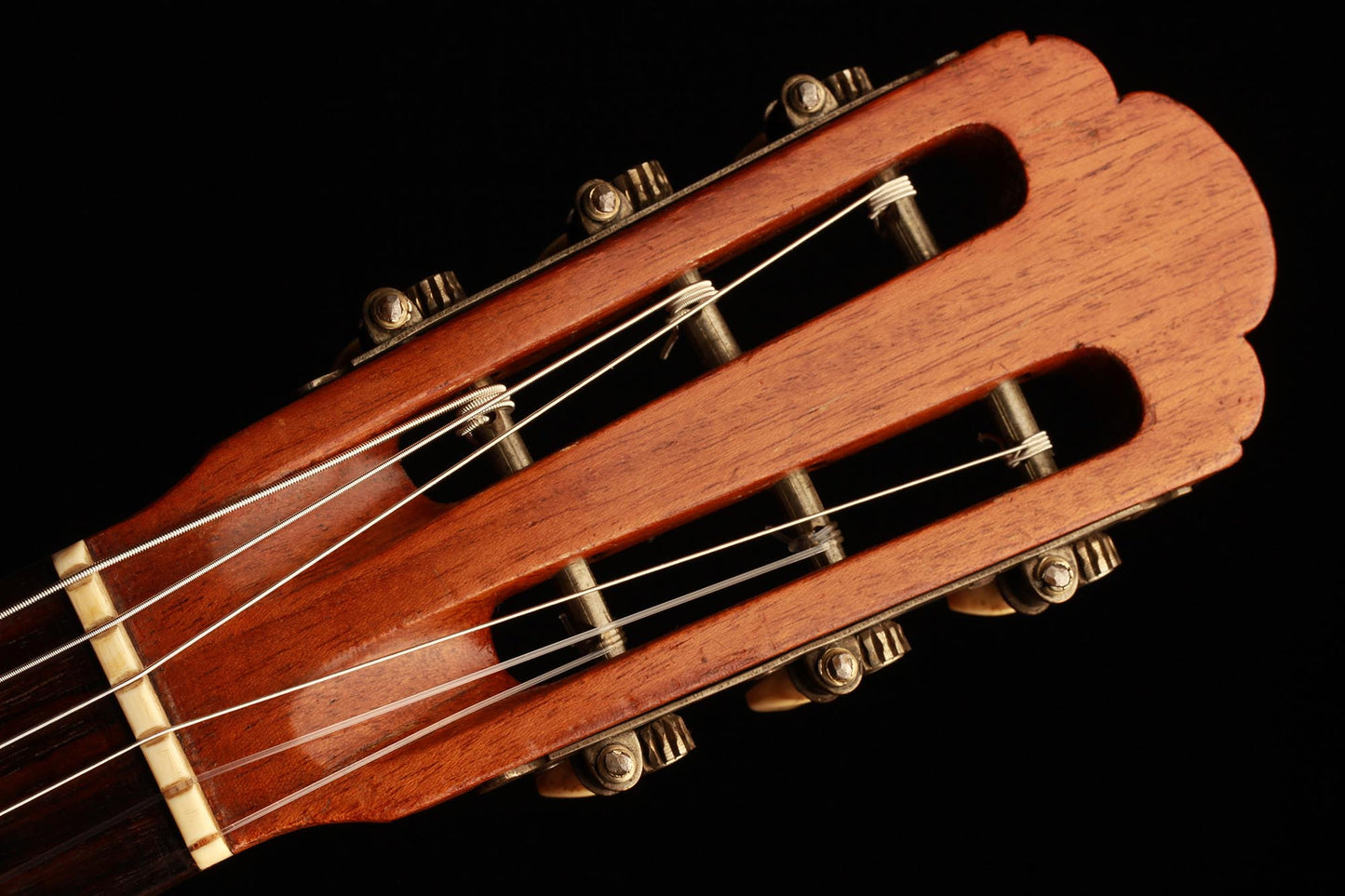 Romantic Guitar - ca. 1910 Markneukirchen
