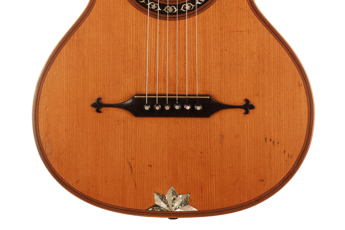 Romantic Guitar - ca. 1910 Markneukirchen