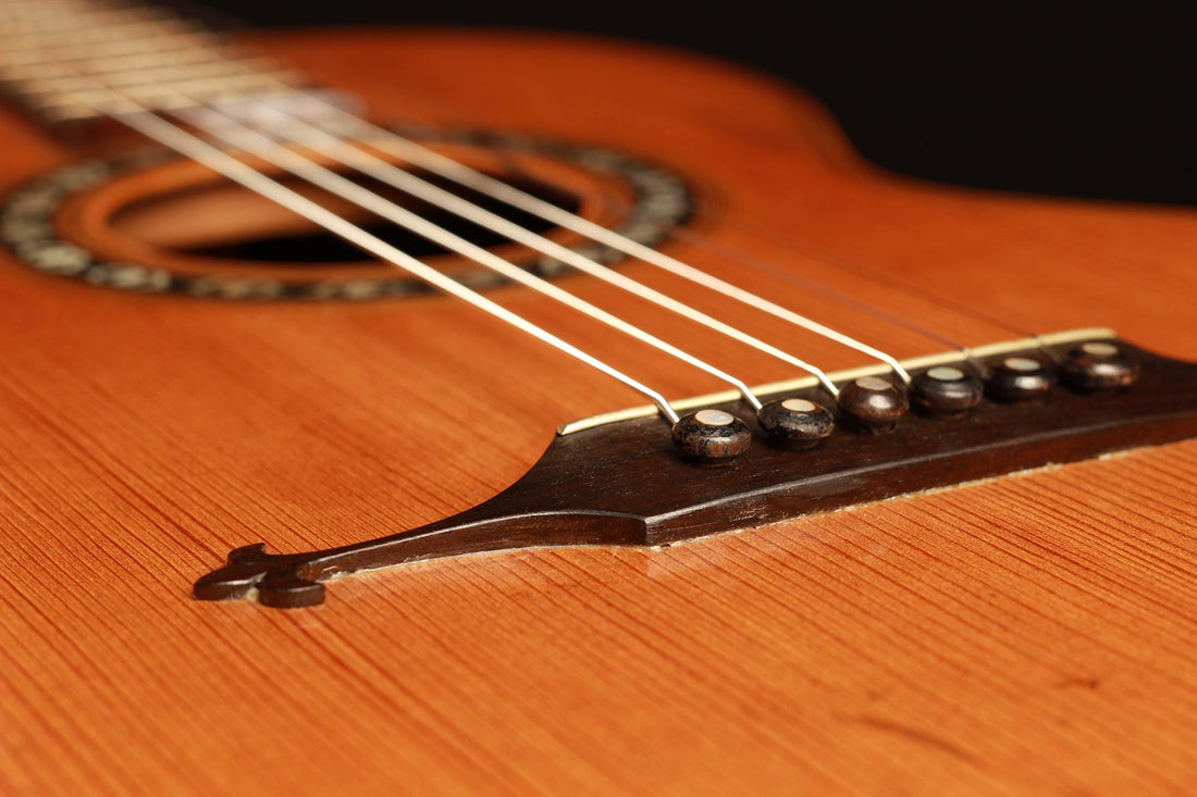 Romantic Guitar - ca. 1910 Markneukirchen