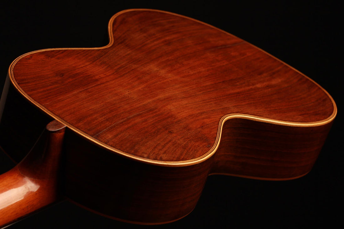 Romantic Guitar - ca. 1910 Markneukirchen