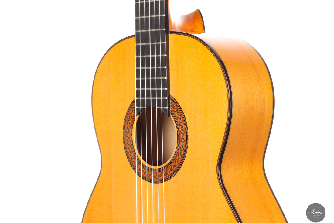 Gerundino Fernandez Hijo - 2021 Flamenca Blanca 66 cm