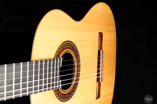 José Luis Romanillos - 2004 No. 818 "La Sonrisa" img-2