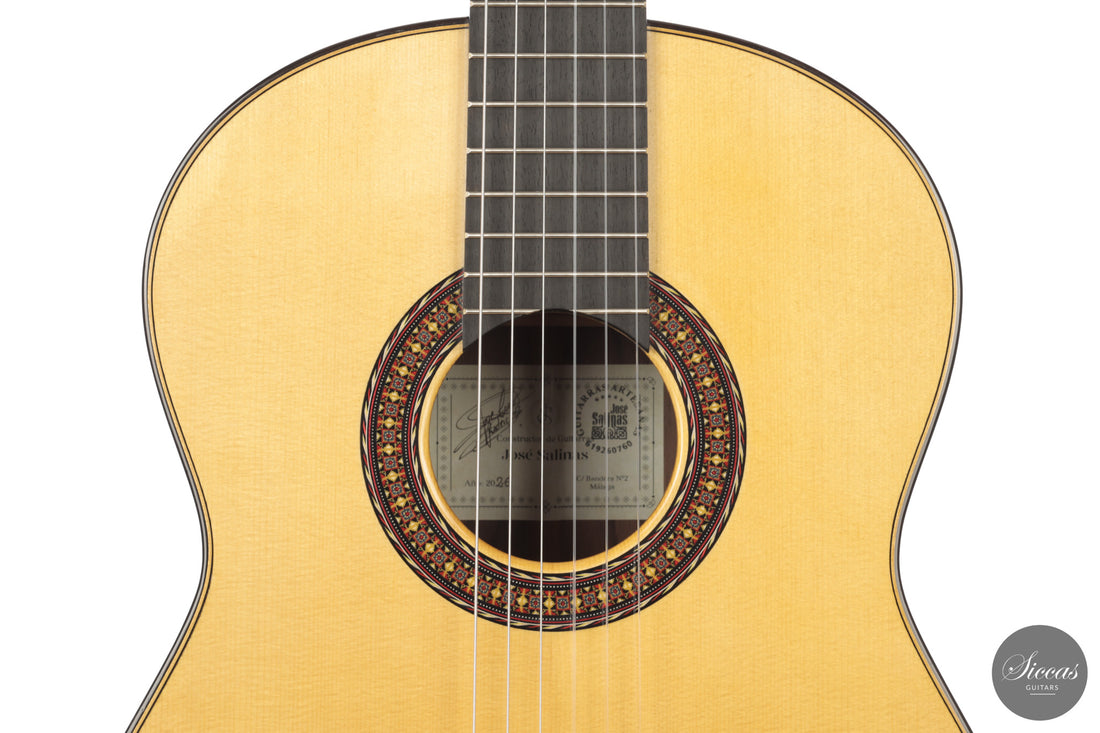 José Salinas - 2026 - 64 cm