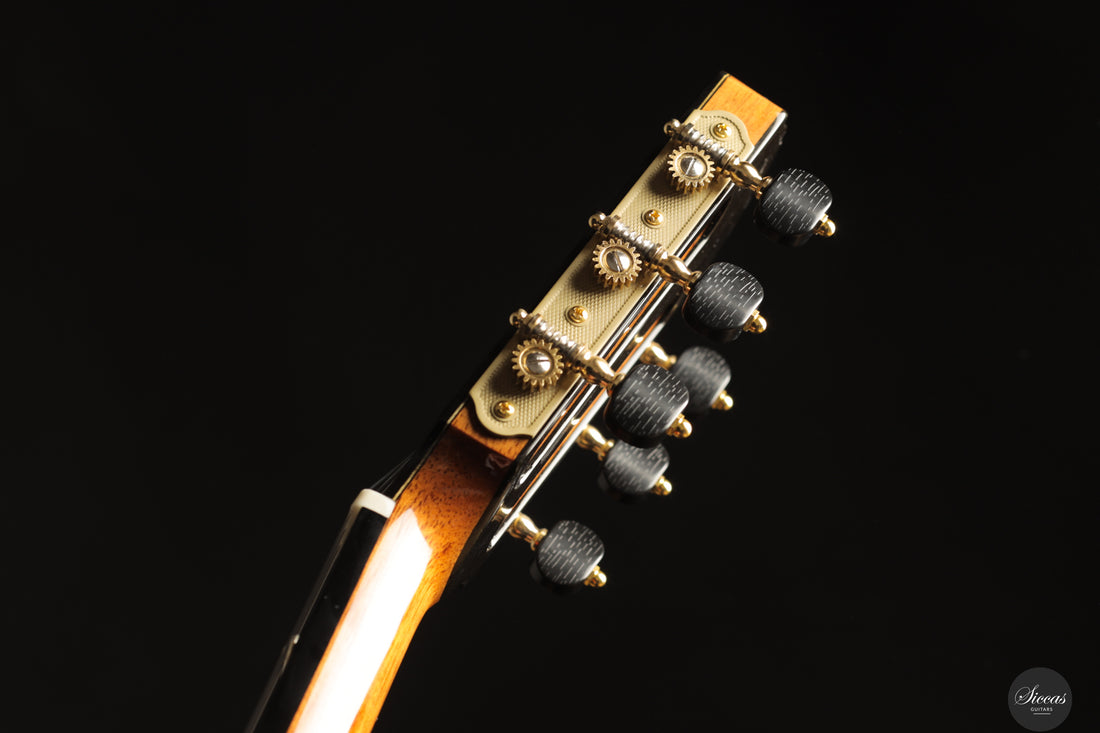 Siccas Luthiers - Creation Doubletop Spruce 63 cm - Neck and tuner