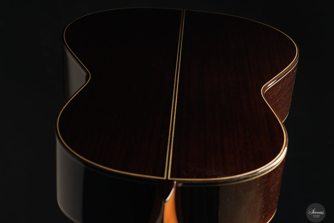 Siccas Luthiers - Creation Doubletop Cedar - Back and sides