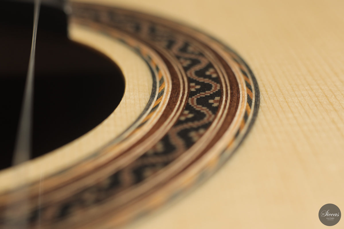 Siccas Luthiers - Halo Traditional Spruce 63 cm