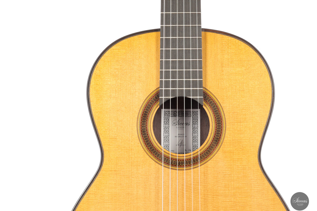 Siccas Luthiers - Legacy Doubletop Spruce 64 cm - Front view